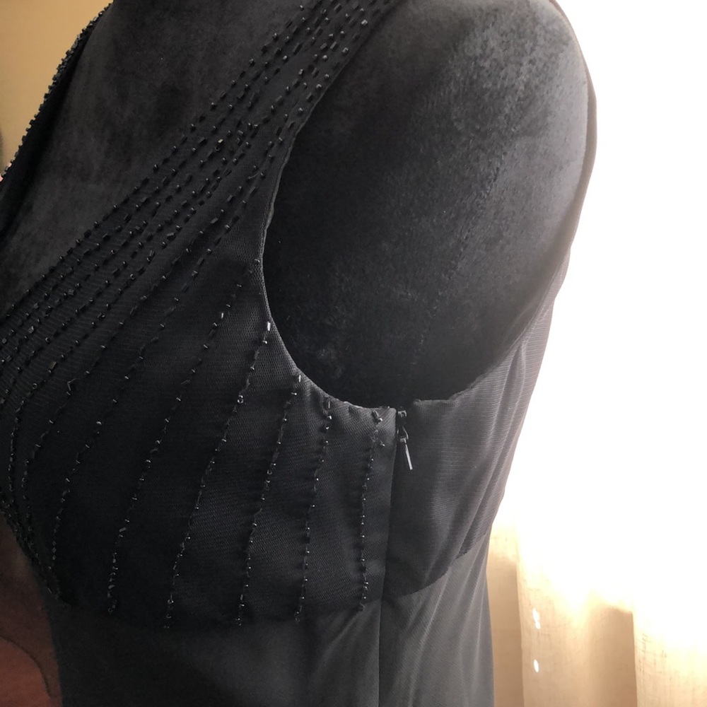 LITTLE BLACK DRESS - Picture 5 of 12